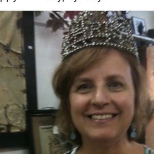 Meet your Posher, Lynda